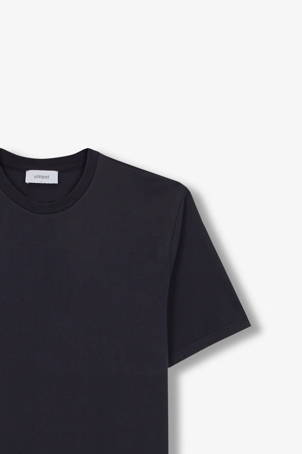 UNFEIGNED - BASIC T SHIRT BLACK