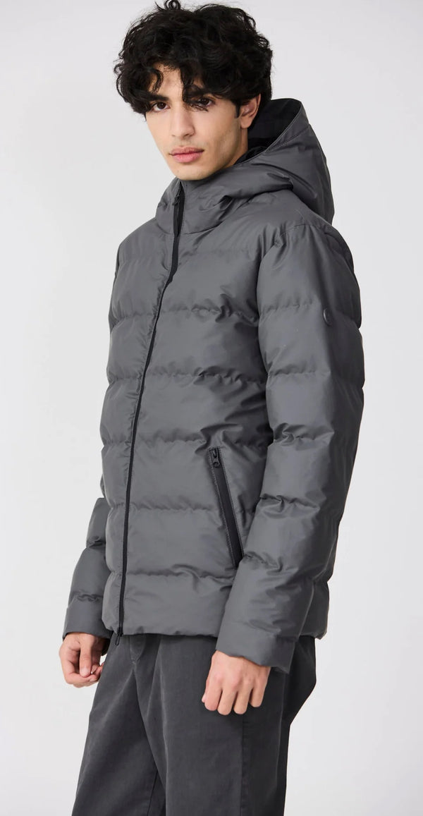 TANTA RAINWEAR - HROM WATERPROOF JACKET MAGNET