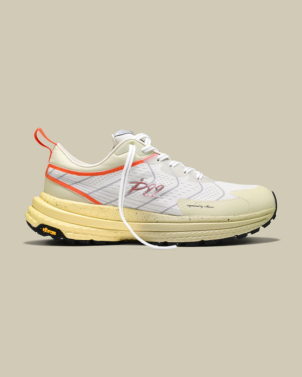 THE MERCER BRAND P22 VEGAN TRAIL RUNNING TRAINER SAND