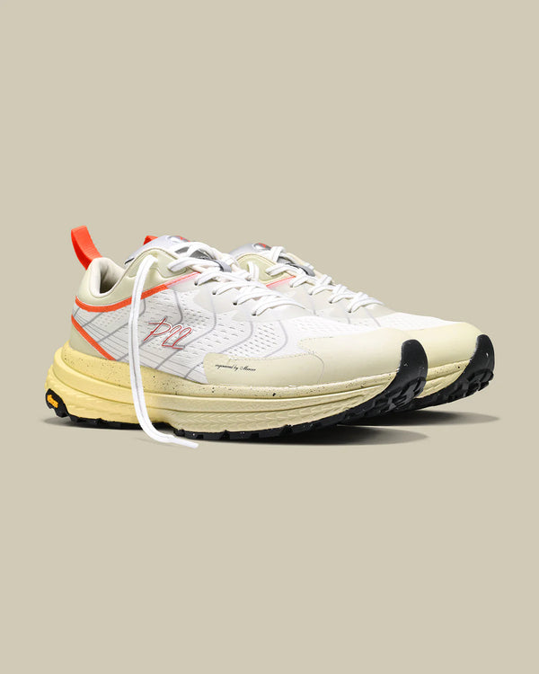 THE MERCER BRAND P22 VEGAN TRAIL RUNNING TRAINER SAND