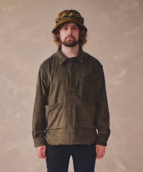 FUZZ - AUSTIN POPOVER SHIRT 5 WALE JUMBO CORD GREEN