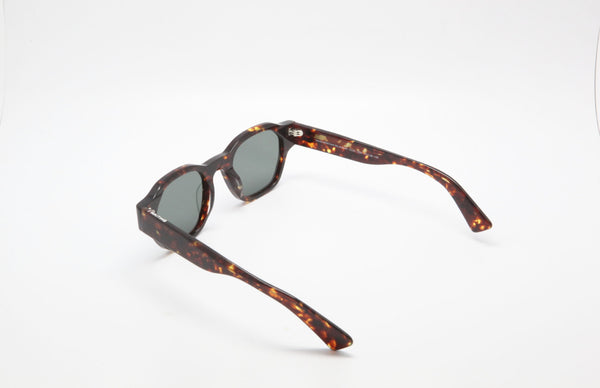 WAITING FOR THE SUN - CLIO E20 SUNGLASSES