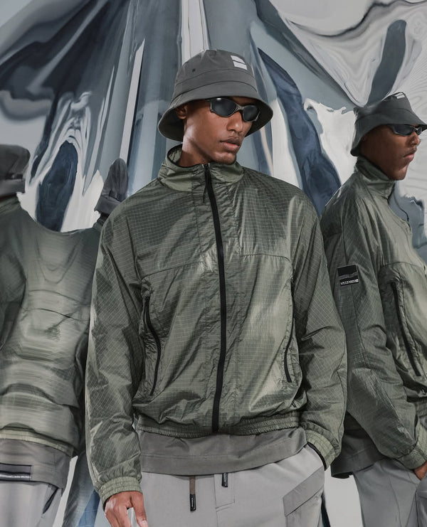 KRAKATAU - QM511 PACKABLE LIGHTWEIGHT WINDBREAKER CRISPR JACKET JADE