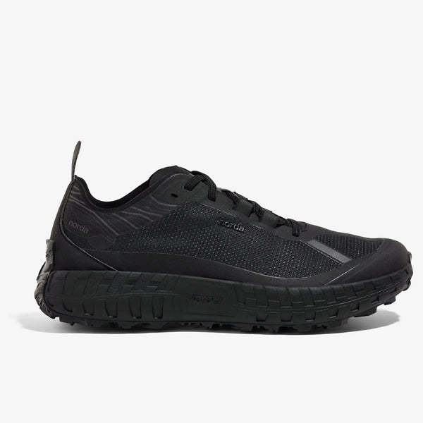 Norda 001 (Stealth Black)